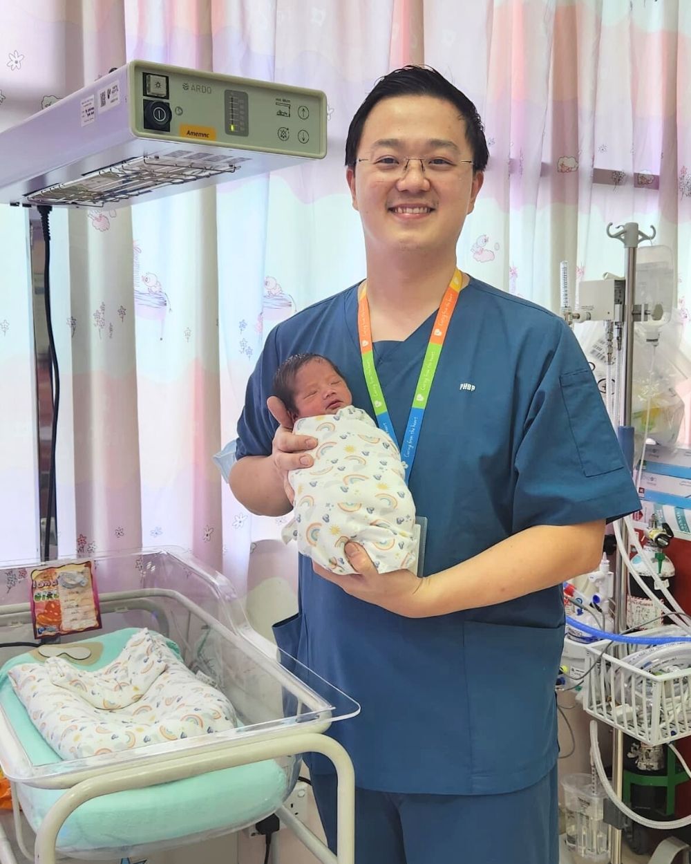 Dr Low Han Nee Child Doctor BP - Dr Low Child Specialist Clinic Batu Pahat A04