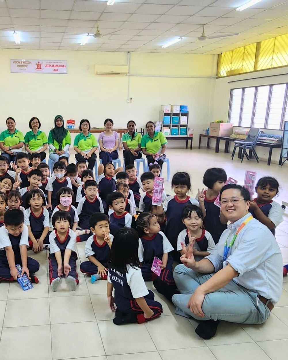 Dr Low Han Nee Child Doctor BP - Dr Low Child Specialist Clinic Batu Pahat A07